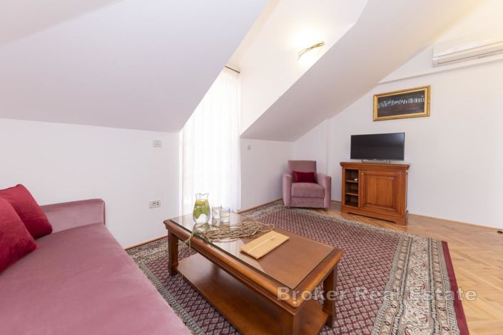 Image No.17-9 Bed Hotel for sale