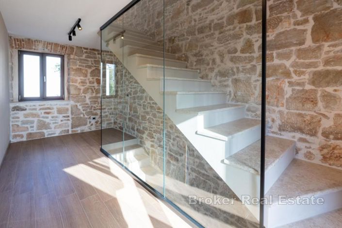 Image No.8-Villa de 2 chambres à vendre à Porec