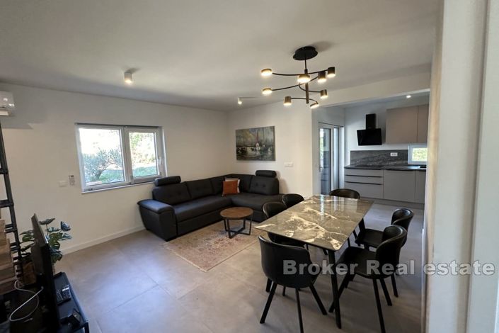 Image No.2-4 Bed Apartment for sale