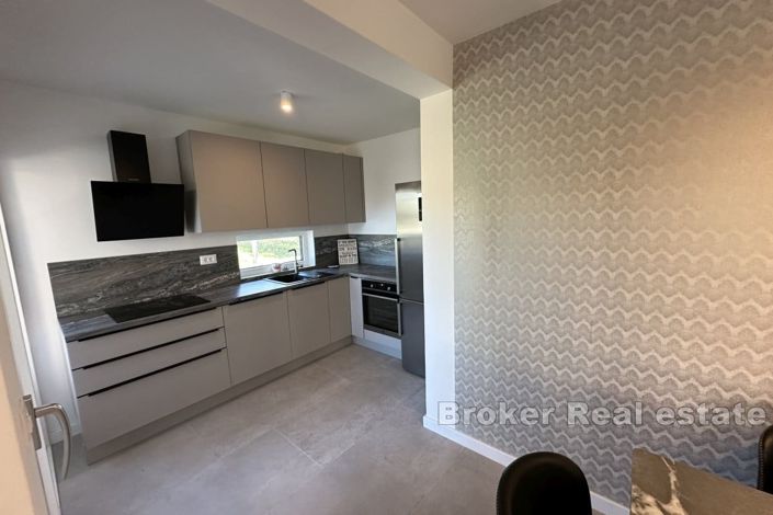 Image No.4-4 Bed Apartment for sale