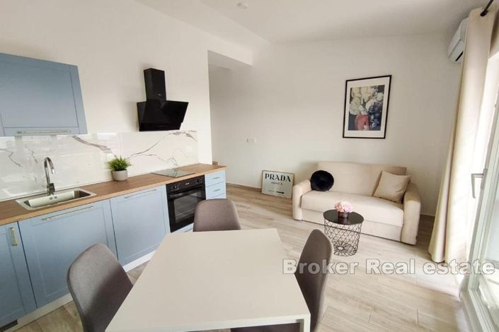 Image No.4-10 Bed Villa for sale