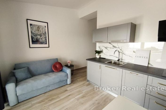 Image No.7-10 Bed Villa for sale