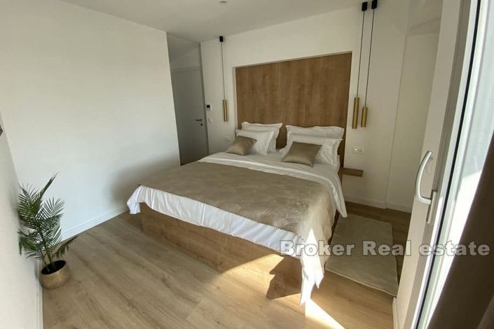 Image No.9-5 Bed Villa for sale