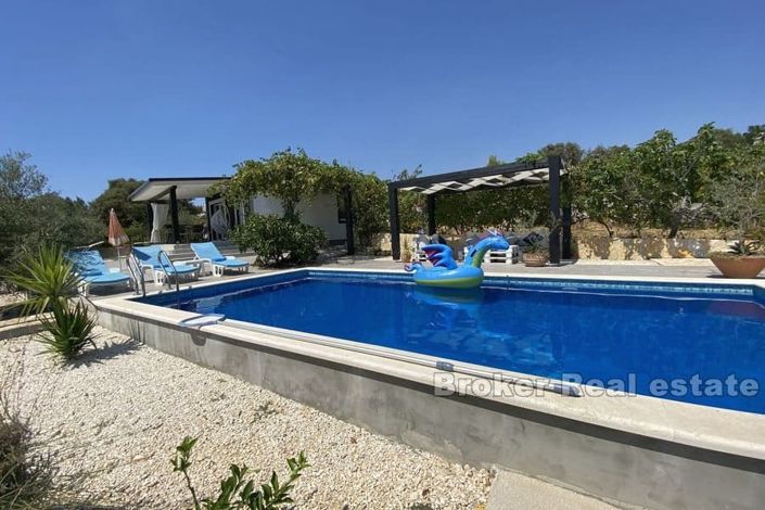 Image No.4-2 Bed Villa for sale