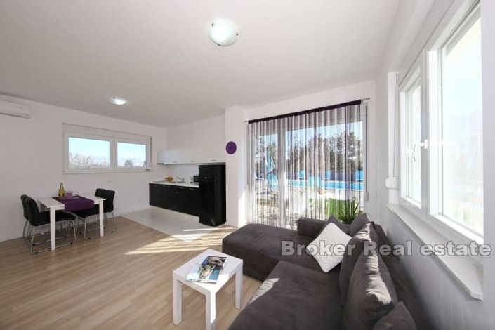 Image No.9-6 Bed Villa for sale