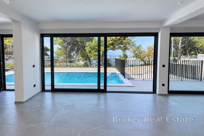 Image No.6-4 Bed Villa for sale