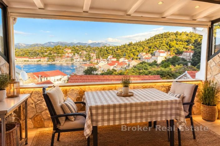 Image No.4-2 Bed Villa for sale