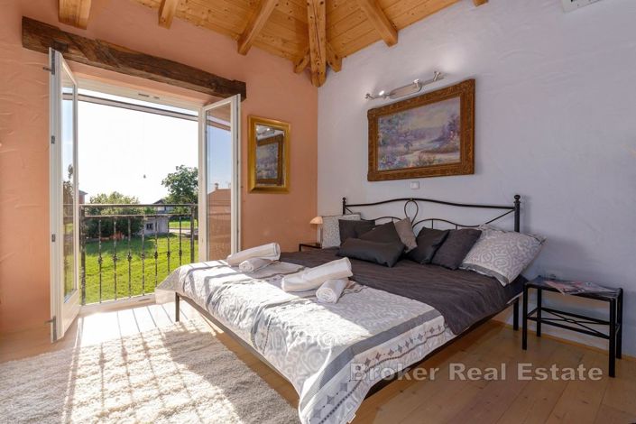 Image No.11-4 Bed Villa for sale