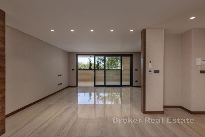 Image No.6-3 Bed Apartment for sale