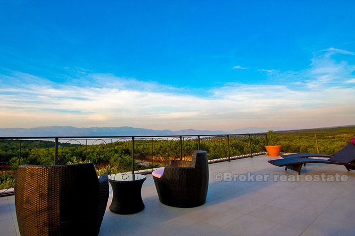 Image No.2-3 Bed Villa for sale