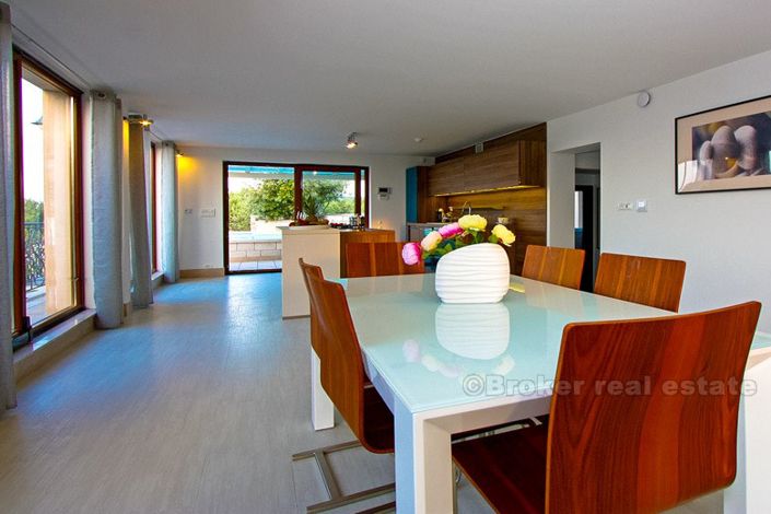Image No.9-3 Bed Villa for sale