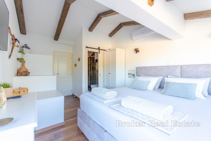 Image No.18-3 Bed Villa for sale