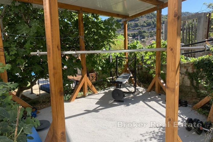 Image No.17-8 Bed Villa for sale