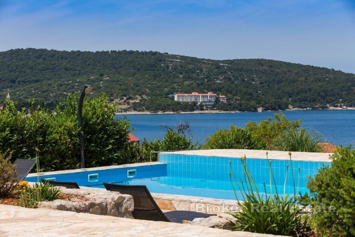 Image No.18-8 Bed Villa for sale