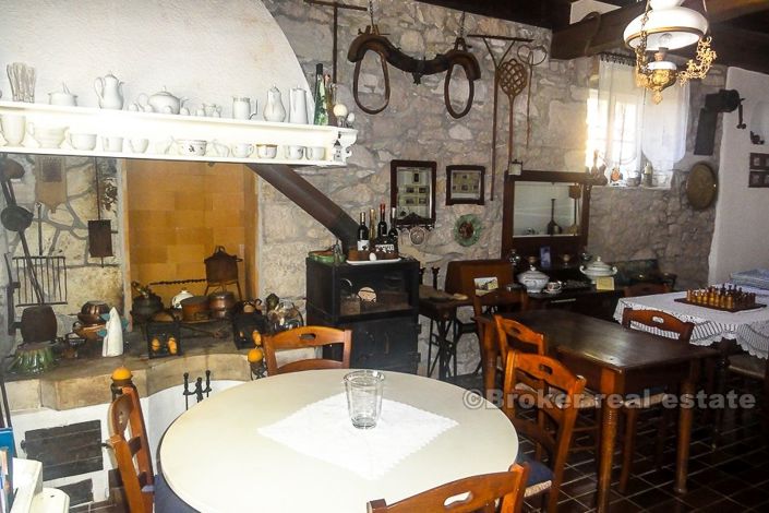 Image No.4-10 Bed Villa for sale