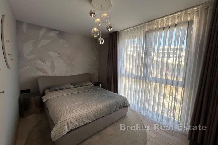 Image No.10-3 Bed Apartment for sale