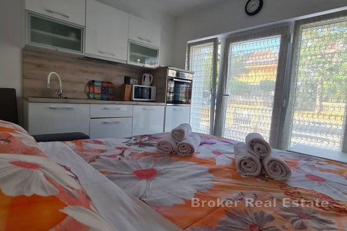 Image No.18-8 Bed Villa for sale
