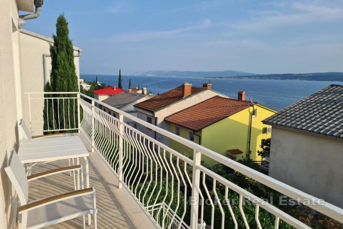 Image No.2-8 Bed Villa for sale