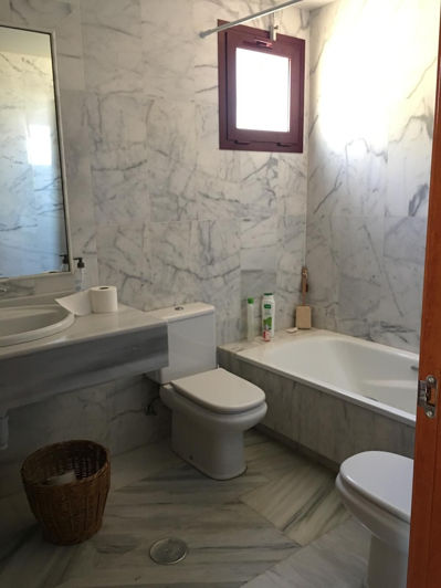 Image No.16-2 Bed Villa for sale