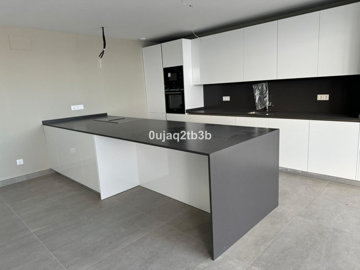 2-5bd7b9d04b45e33852eaf0ec6670150d