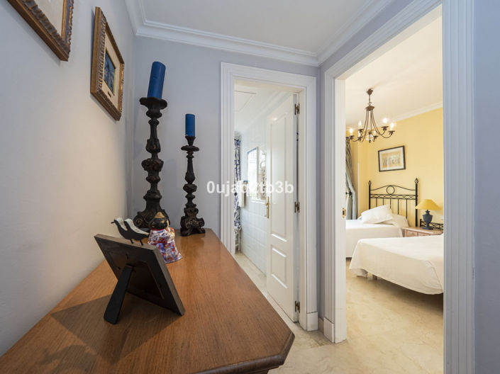 Image No.22-2 Bed Apartment for sale