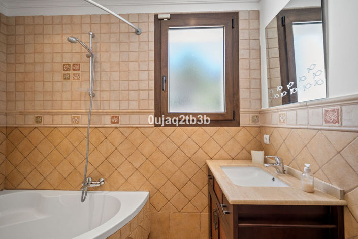 Image No.22-Villa de 7 chambres à vendre à Benahavis