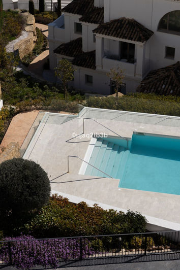 Image No.18-2 Bed Apartment for sale