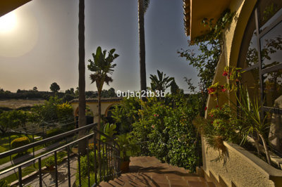 9-467d0cee5b725f3ef65f102a0c2e69c0