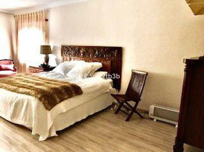 Image No.9-3 Bed Apartment for sale