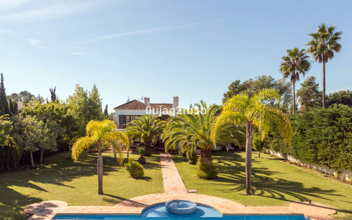 Image No.3-6 Bed Villa for sale