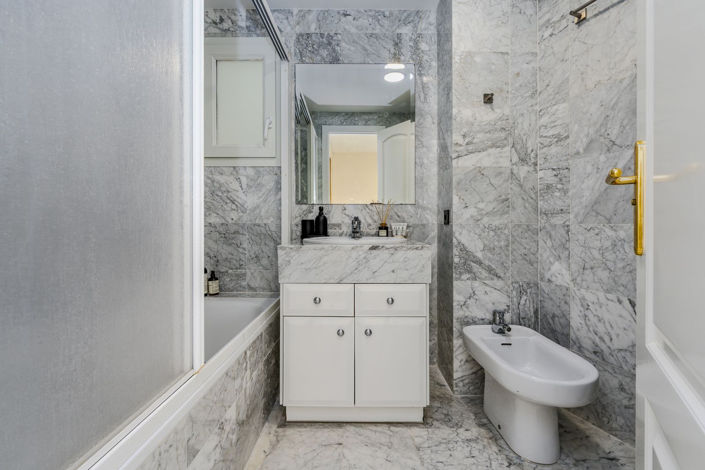 Image No.10-4 Bed Apartment for sale