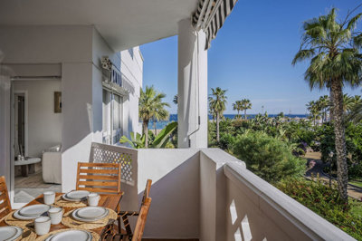 13-5fd73dea700db77384c091ca9818b1a9