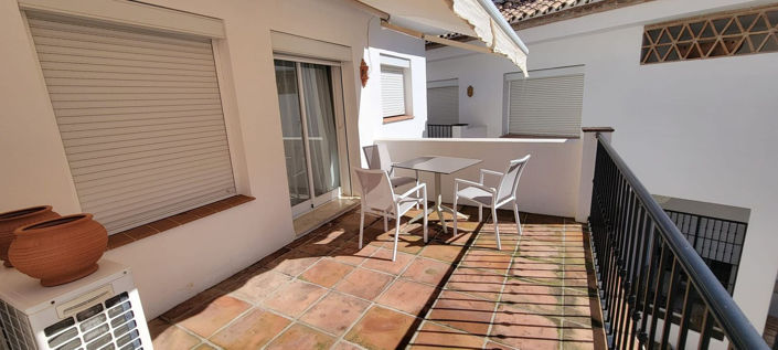 Image No.23-2 Bed Apartment for sale