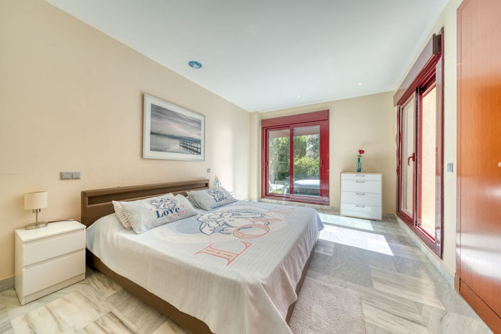 Image No.17-5 Bed Villa for sale