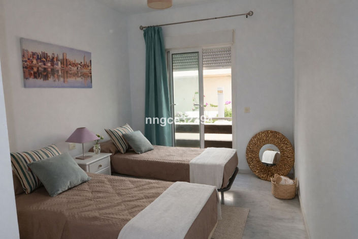 Image No.19-4 Bed Apartment for sale