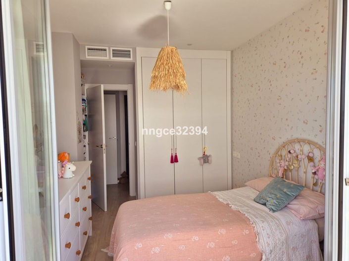 Image No.19-3 Bed Apartment for sale