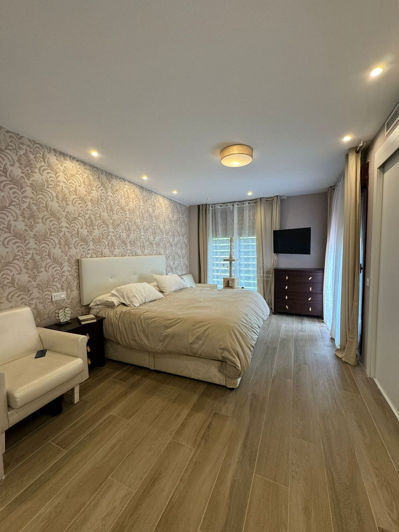 Image No.5-5 Bed Villa for sale