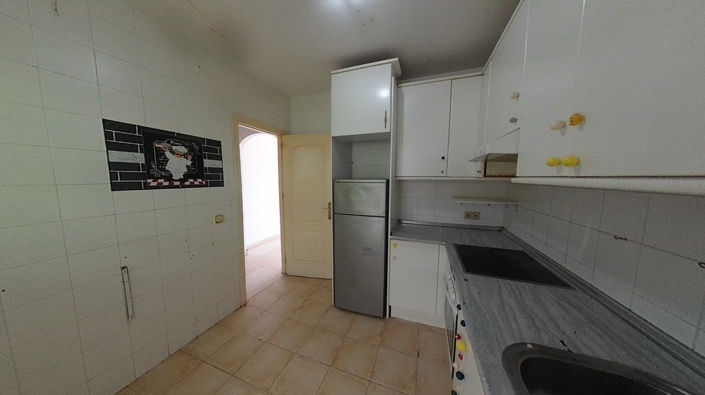 Image No.17-2 Bed Apartment for sale