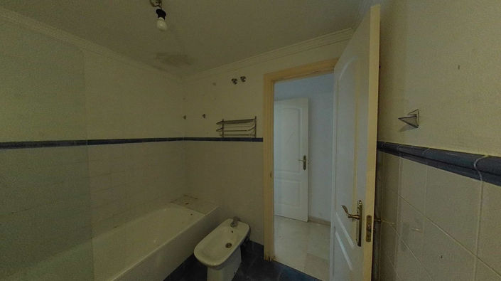 Image No.24-2 Bed Apartment for sale