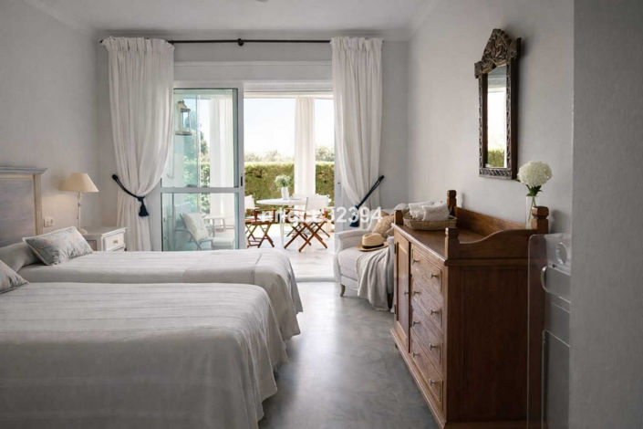 Image No.16-5 Bed Apartment for sale