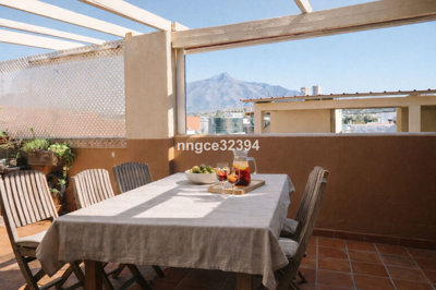 10-bb915d1cb19341576dcdc994b81ab9c5