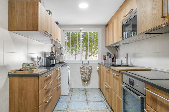 Image No.10-3 Bed Townhouse for sale