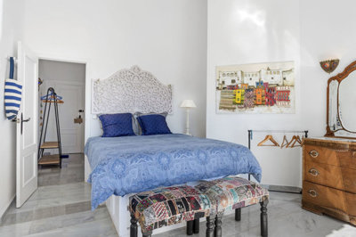 12-53013098fcab6c38b1379cd33298e050