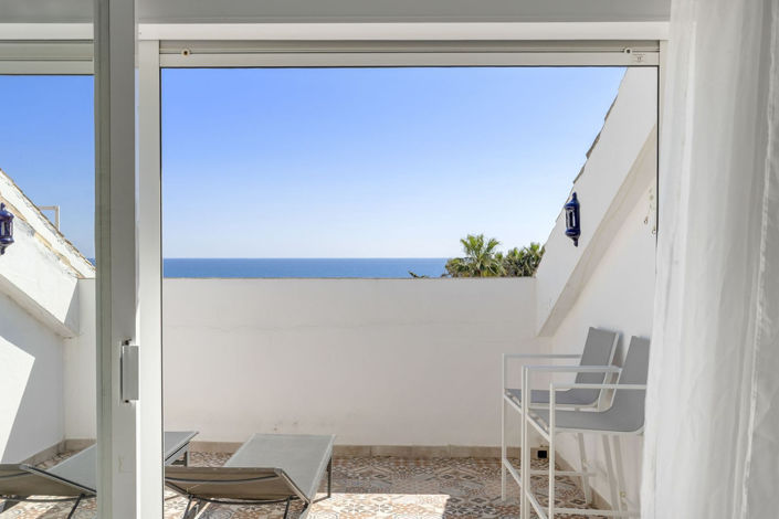 Image No.17-3 Bed Townhouse for sale