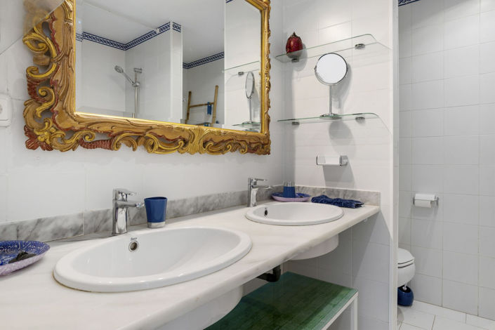 Image No.18-3 Bed Townhouse for sale