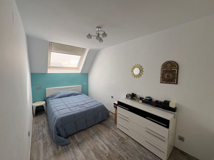 Image No.10-3 Bed Townhouse for sale