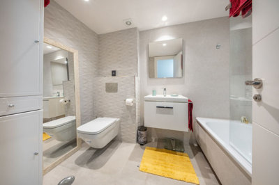 13-5fd73dea700db77384c091ca9818b1a9