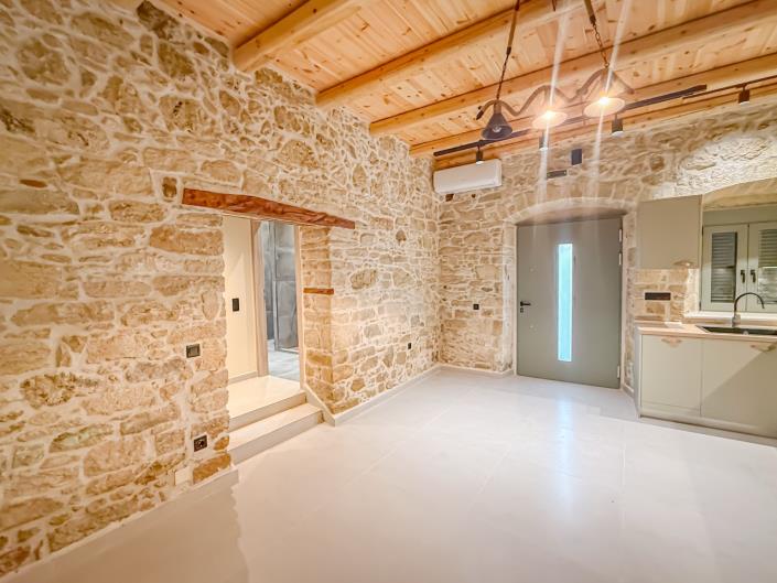 Image No.9-Maison de ville de 2 chambres à vendre à Dafnes 