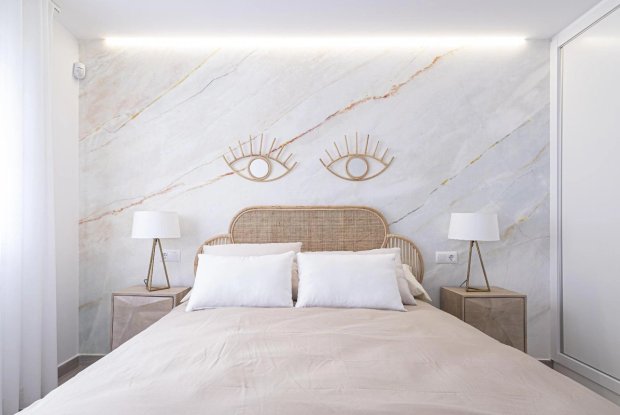 Image No.11-2 Bed Townhouse for sale