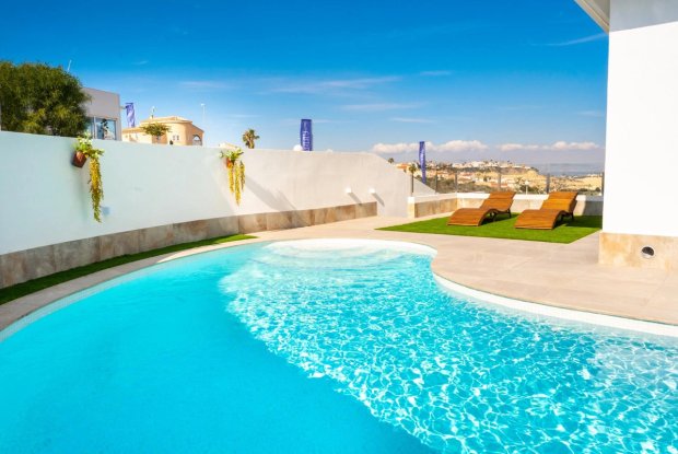 Image No.3-3 Bed Villa for sale